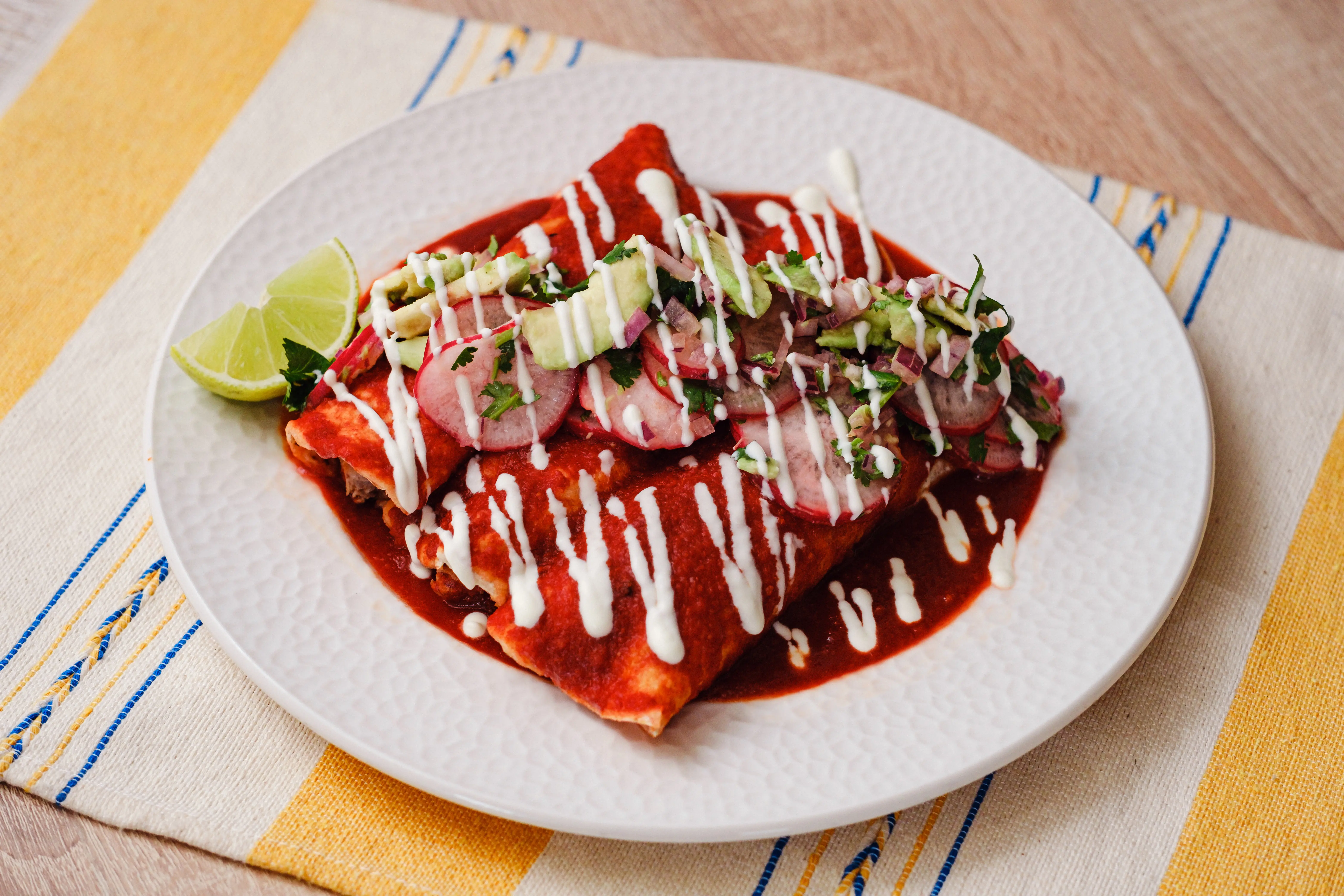 Tortillas Rellenas En Salsa